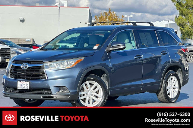 2015 Toyota Highlander LE