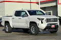 2024 Toyota Tacoma Limited Double Cab 5 Bed AT