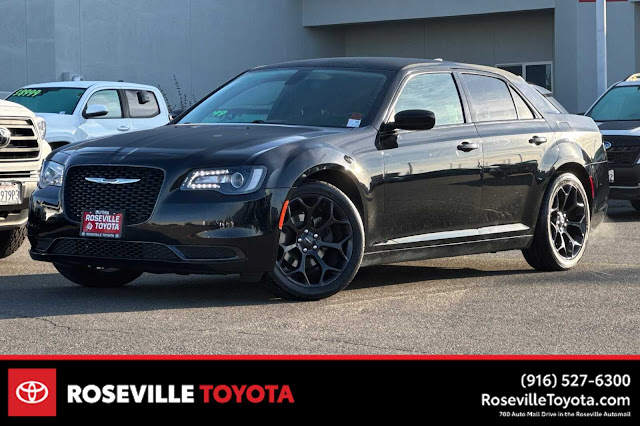 2019 Chrysler 300 Touring