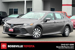 2020 Toyota Camry Hybrid LE