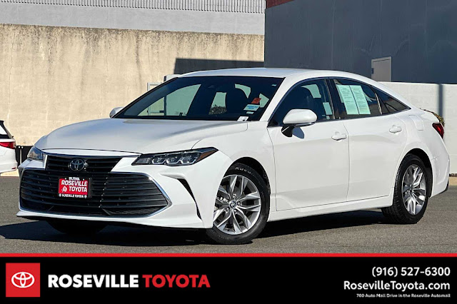 2022 Toyota Avalon XLE