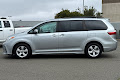 2020 Toyota Sienna LE