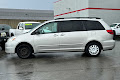 2004 Toyota Sienna LE