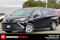 2022 Toyota Sienna LE