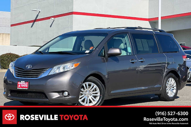 2014 Toyota Sienna XLE