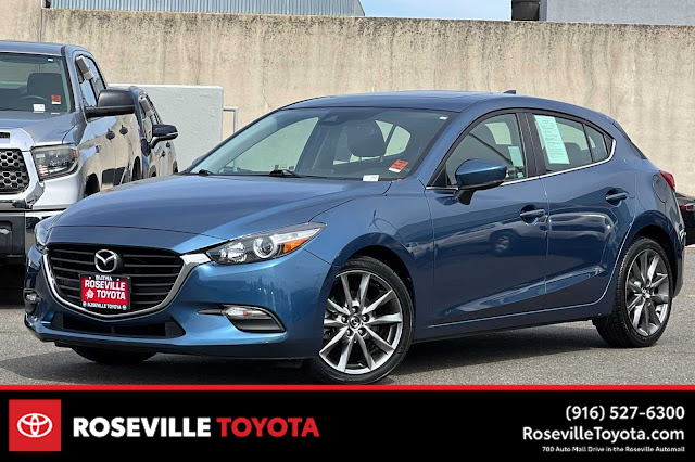 2018 Mazda Mazda3 5-Door Touring