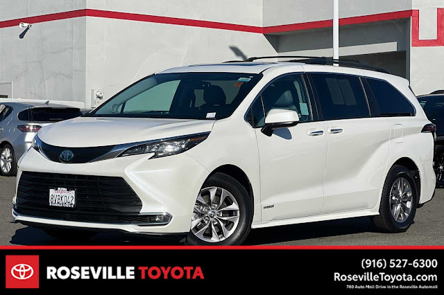 2021 Toyota Sienna XLE