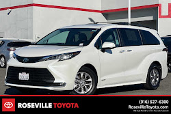 2021 Toyota Sienna XLE