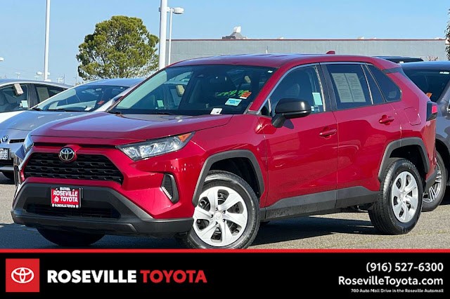 2022 Toyota RAV4 LE