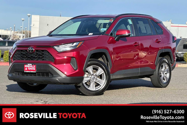 2023 Toyota RAV4 XLE