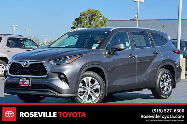 2023 Toyota Highlander XLE
