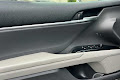 2018 Toyota Camry Hybrid SE