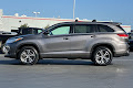 2017 Toyota Highlander LE
