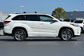 2019 Toyota Highlander Limited Platinum