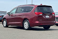 2020 Chrysler Voyager LX