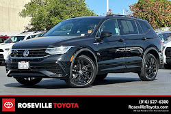 2022 Volkswagen Tiguan SE R-Line Black