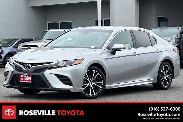 2018 Toyota Camry SE