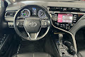 2019 Toyota Camry Hybrid SE