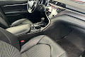 2019 Toyota Camry Hybrid SE