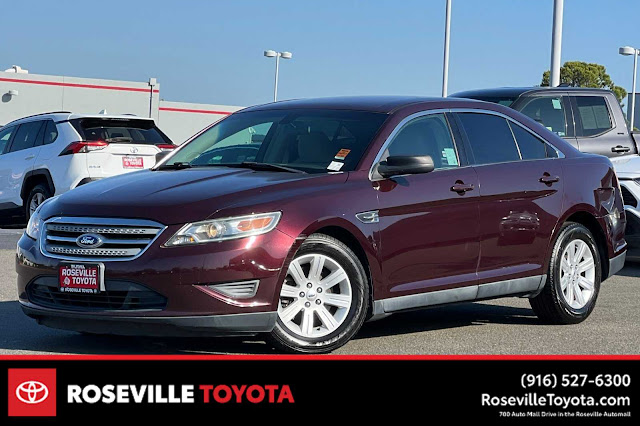 2011 Ford Taurus SE