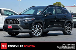 2024 Toyota Corolla Cross XLE