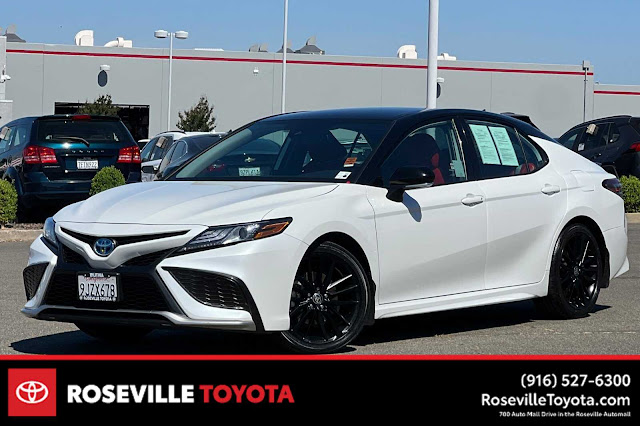 2024 Toyota Camry Hybrid XSE