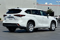 2022 Toyota Highlander Hybrid LE