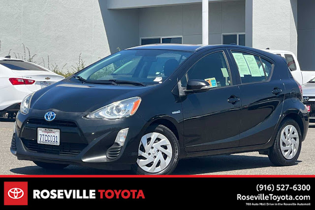 2016 Toyota Prius c Two