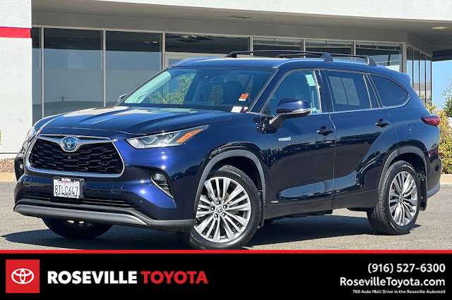 2021 Toyota Highlander Hybrid Platinum
