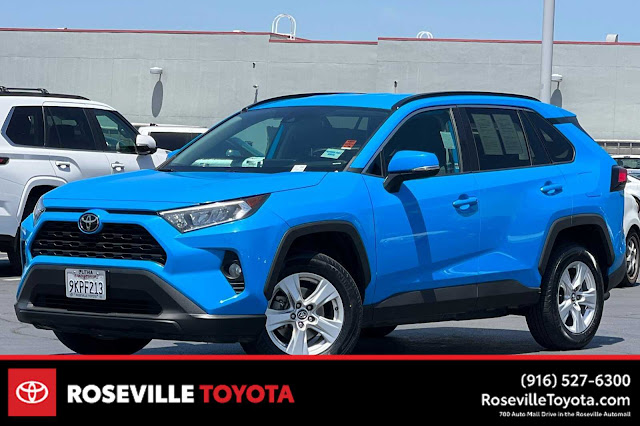 2021 Toyota RAV4 XLE