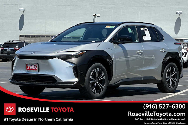2025 Toyota bZ4X XLE