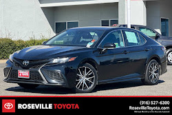2022 Toyota Camry SE