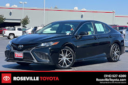 2022 Toyota Camry SE
