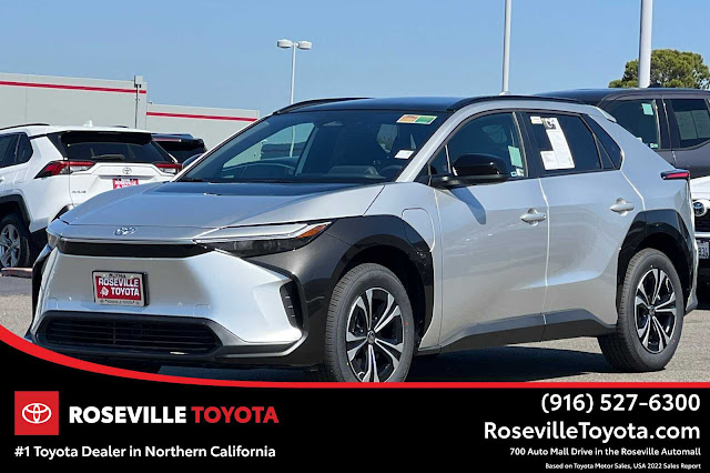 2025 Toyota bZ4X XLE