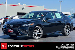 2022 Toyota Camry SE