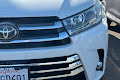 2017 Toyota Highlander Limited Platinum