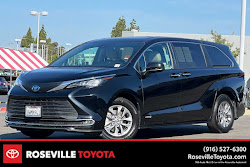 2021 Toyota Sienna XLE