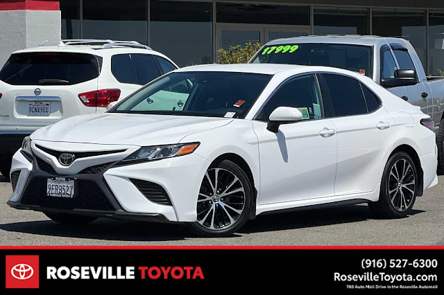 2019 Toyota Camry SE