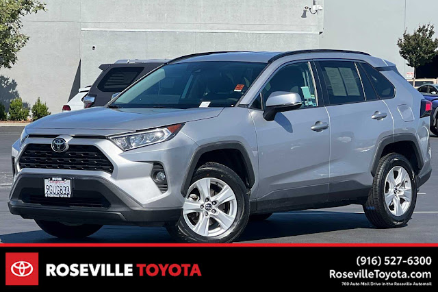 2021 Toyota RAV4 XLE