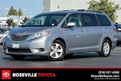2017 Toyota Sienna LE