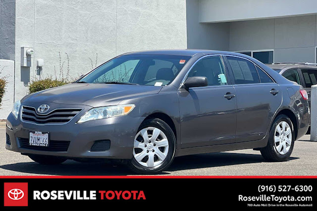 2011 Toyota Camry LE