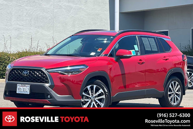 2022 Toyota Corolla Cross XLE