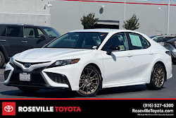 2023 Toyota Camry Hybrid SE Nightshade