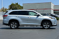 2019 Toyota Highlander Limited Platinum