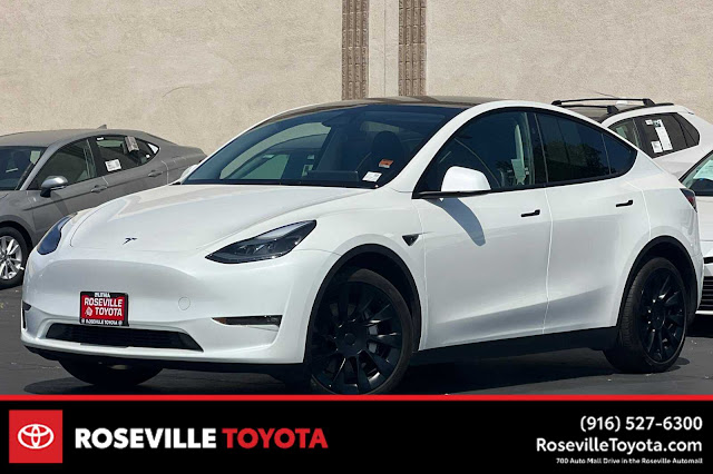 2024 Tesla Model Y Long Range