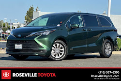 2021 Toyota Sienna LE