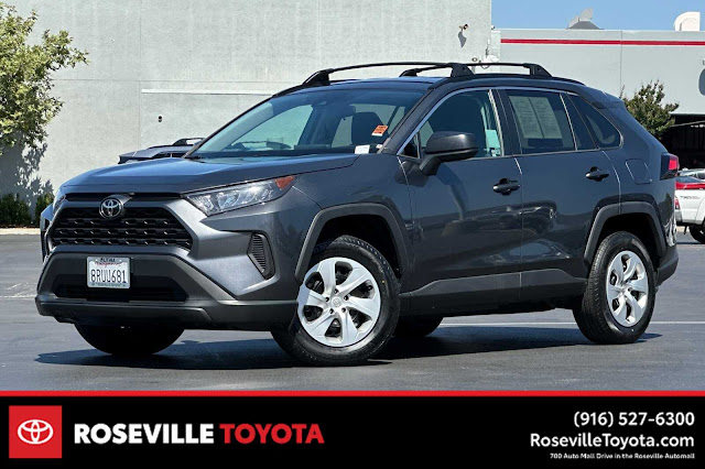 2020 Toyota RAV4 LE