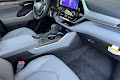 2025 Toyota Highlander Platinum