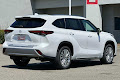 2025 Toyota Highlander Platinum