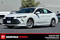 2022 Toyota Avalon Hybrid XLE